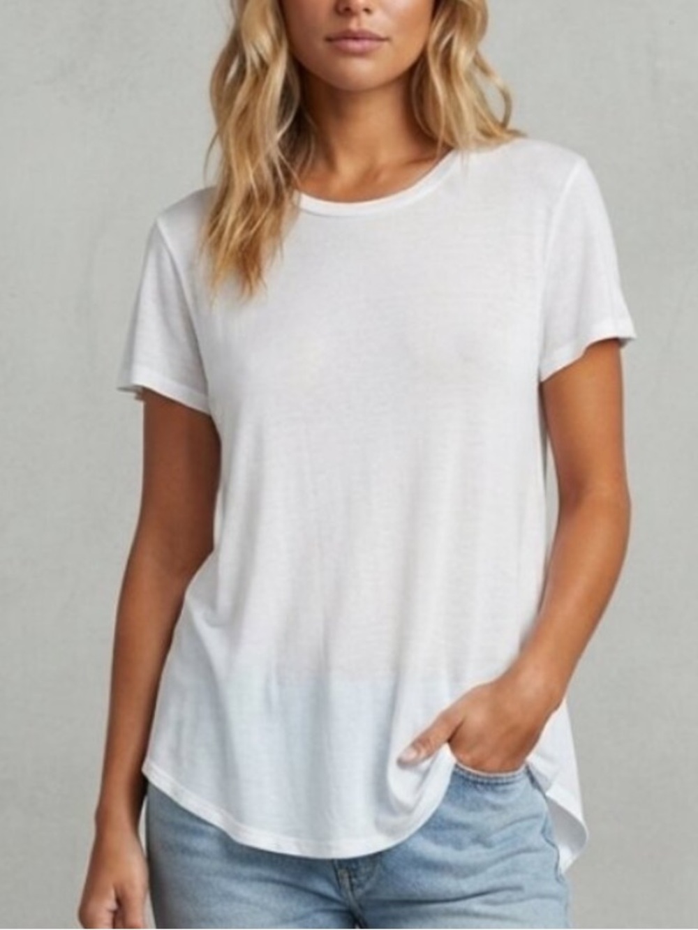 Natori White Relax High Low Short Sleeve Tee Size XS 54987